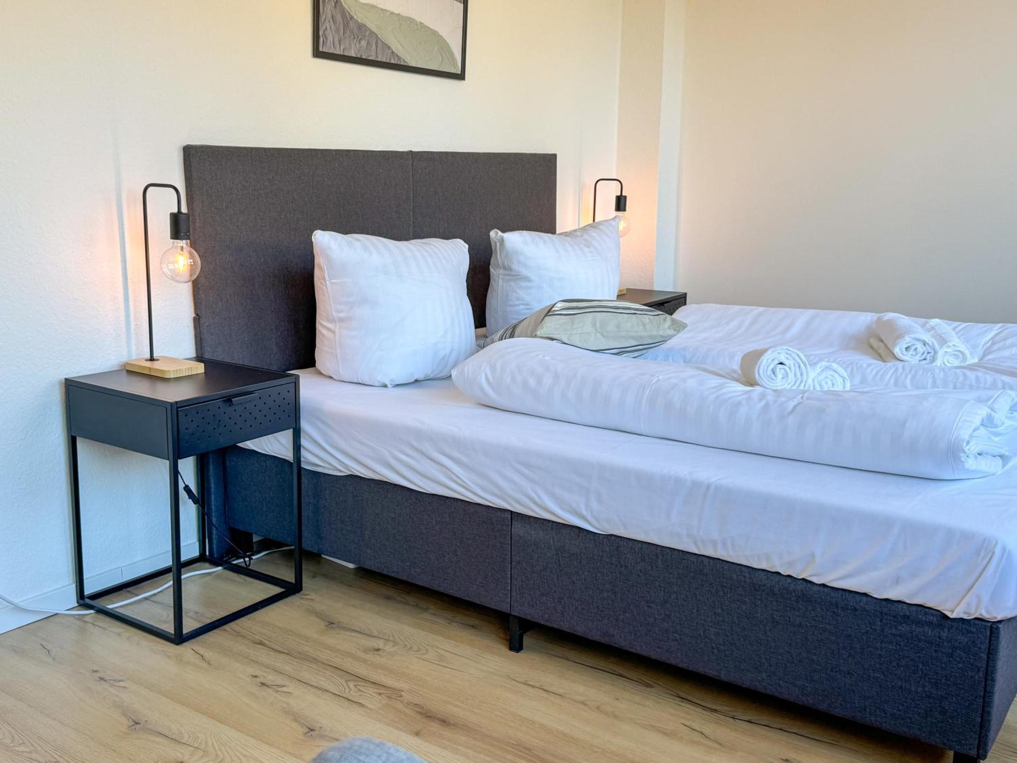 Apartment Duesseltal Messe 100Qm Дюссельдорф Екстер'єр фото